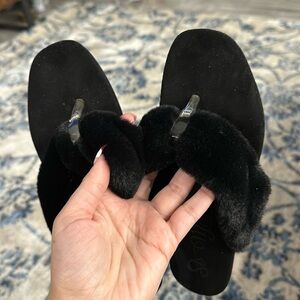 So me sandals size 7.5